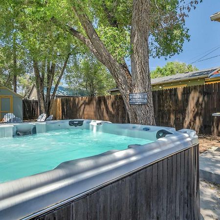 The Vibrant Victorian Hot Tub & Fire Pit In Occ Villa Colorado Springs Buitenkant foto